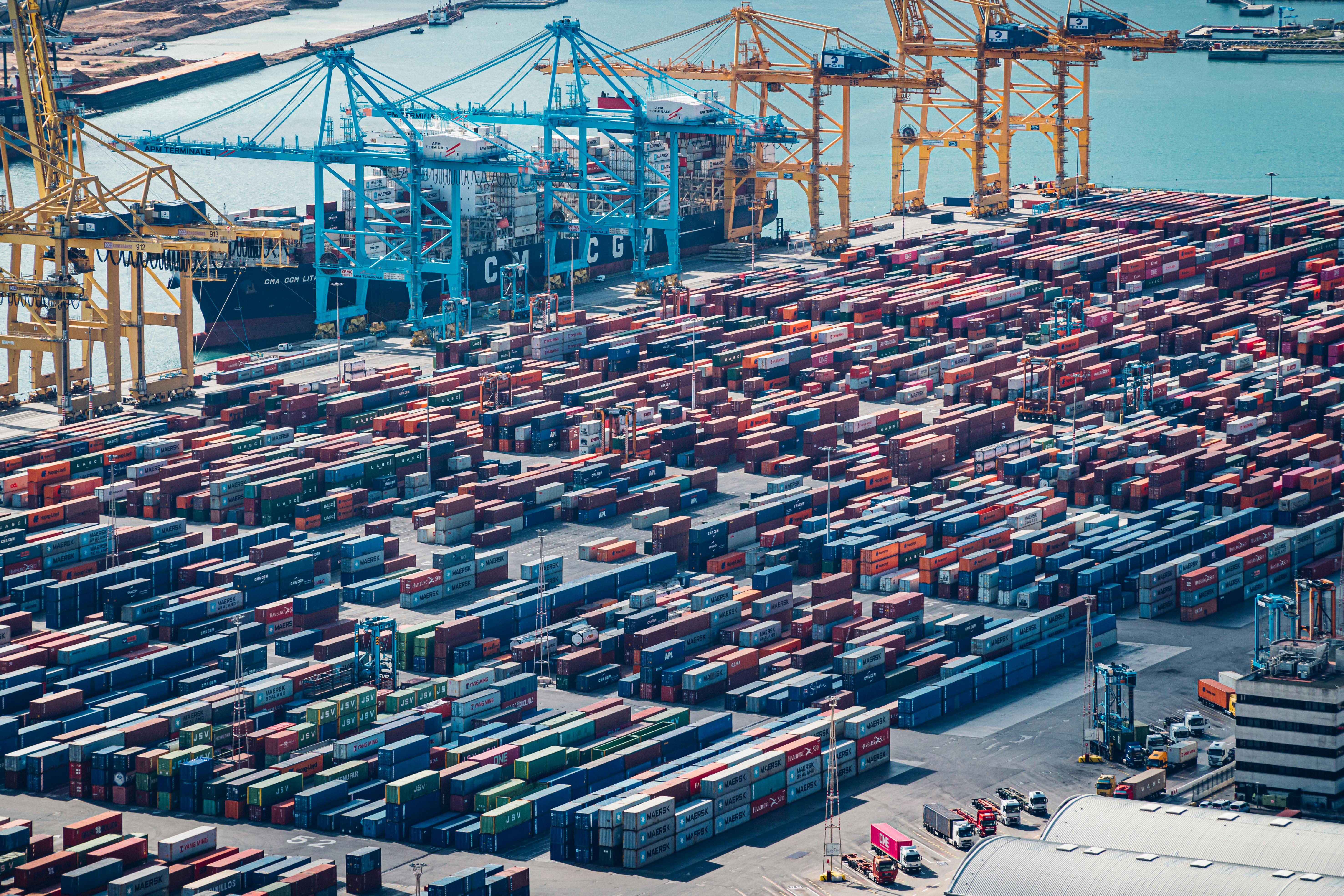 Seamless International Trade Solutions page header background